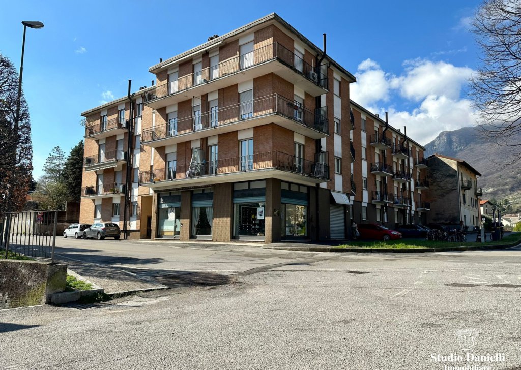 Appartamenti bilocale in vendita  via San Dionigi 7, Valmadrera, località San Dionigi