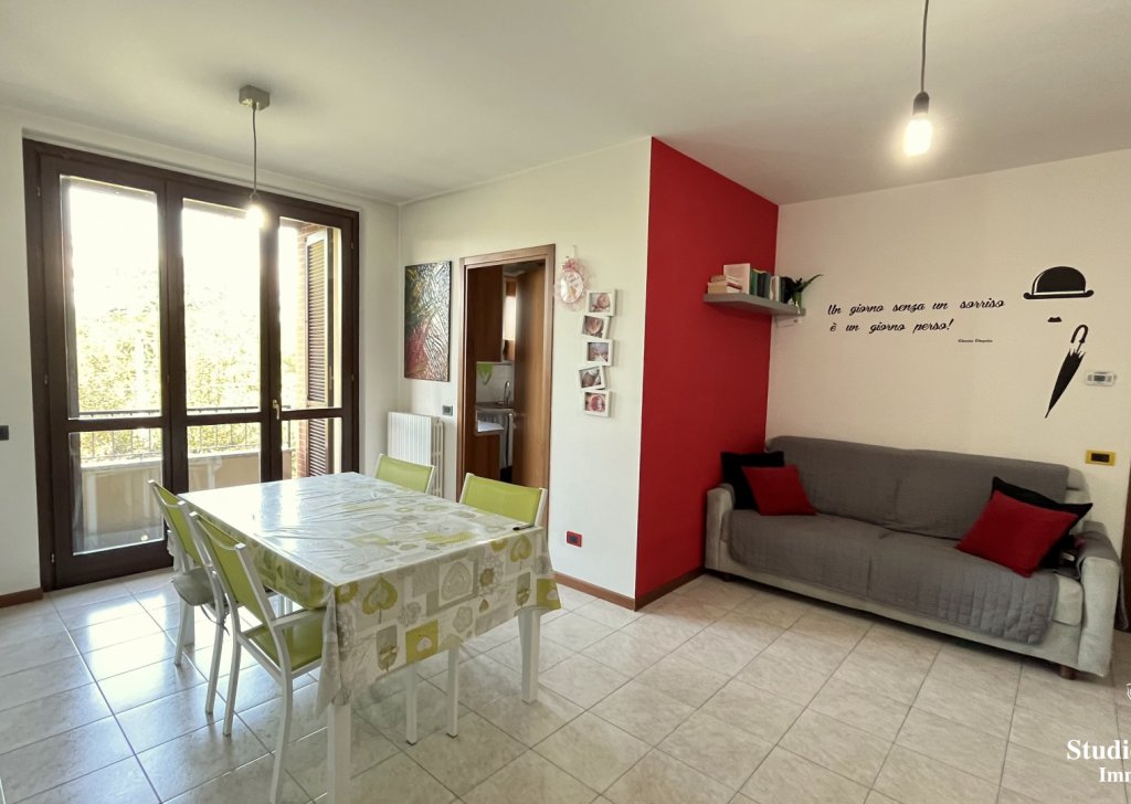 Vendita Appartamenti Carate Brianza - BILOCALE Località Semicentro