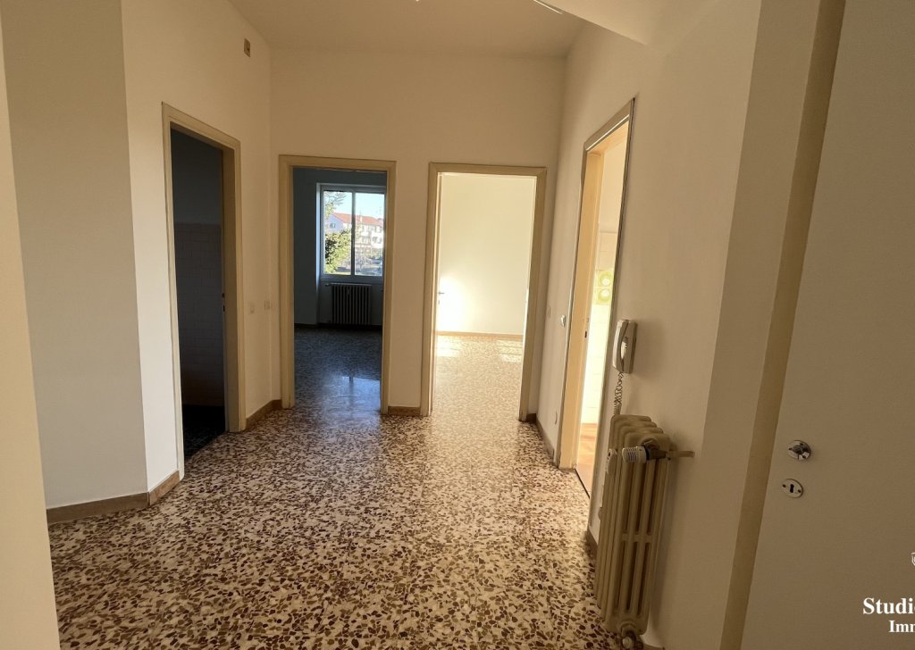 Vendita Appartamenti Carate Brianza - Appartamento 75 mq Località Semicentro