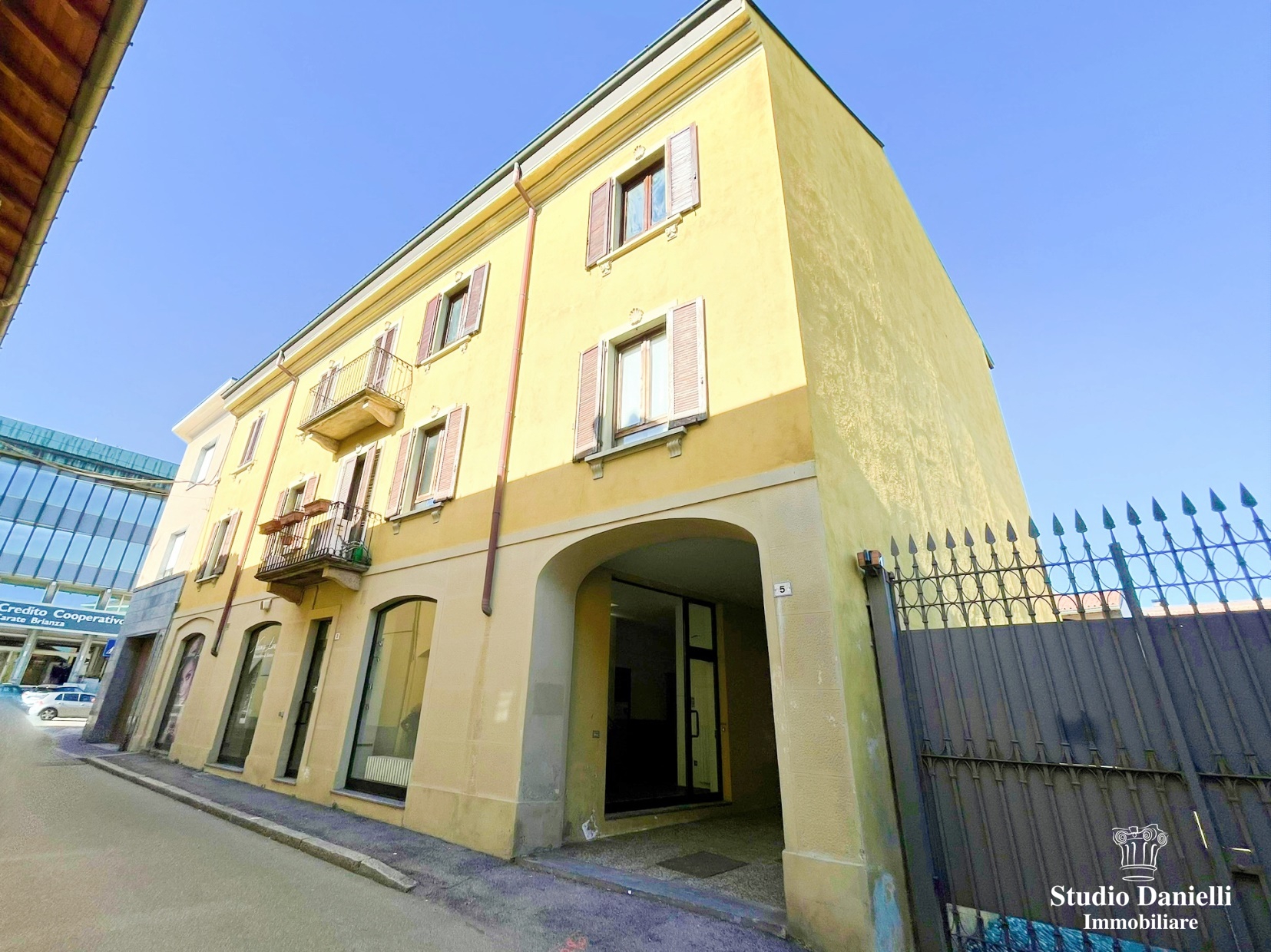 Vendita Trilocale Appartamento Carate Brianza Via Manzoni 479866